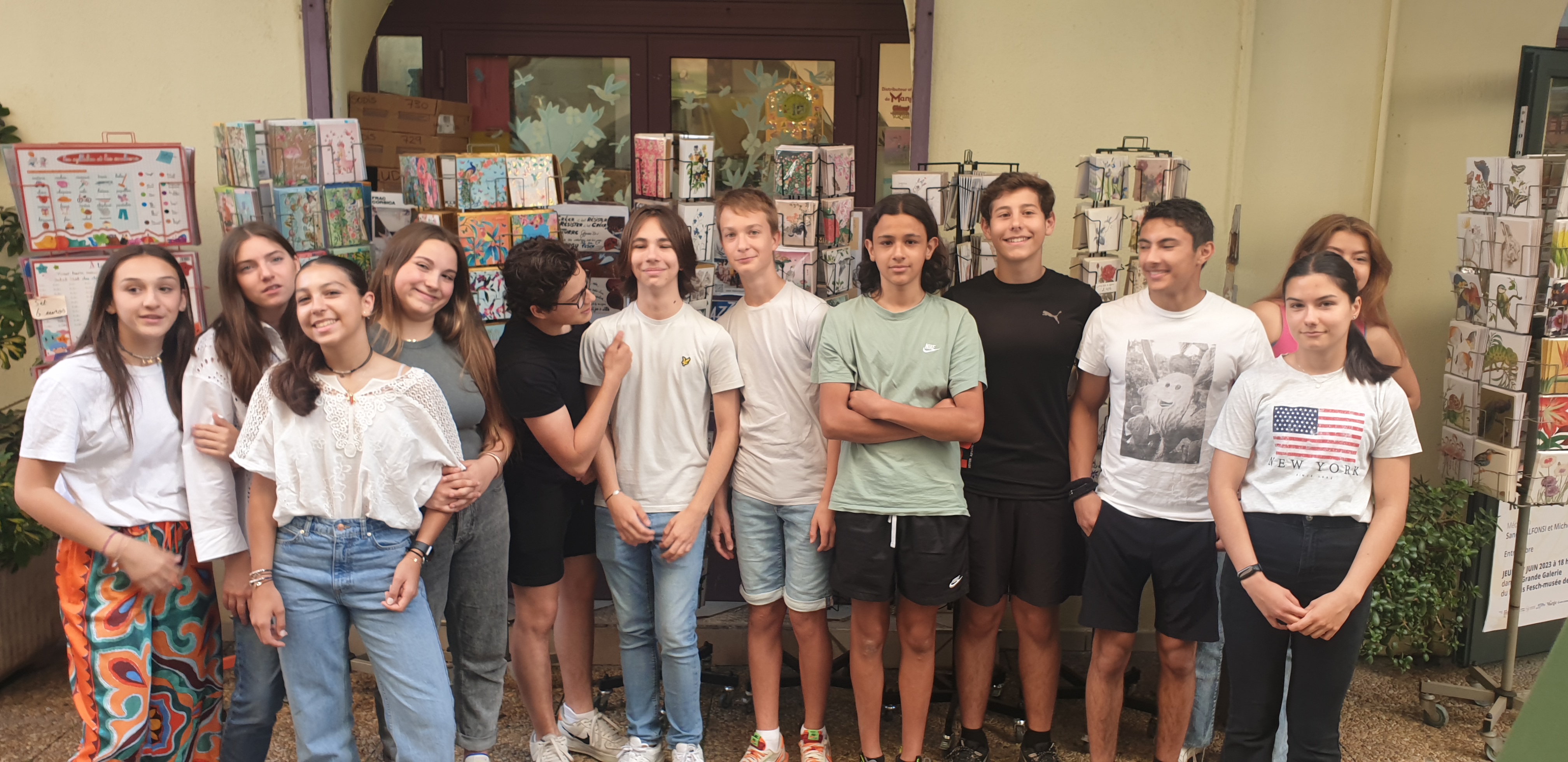 Jeunes en librairie - Clg Laetitia