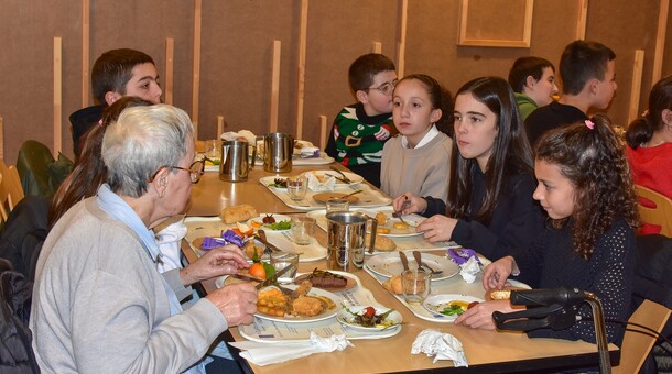 Collège de Biguglia - Repas intergénérationnel