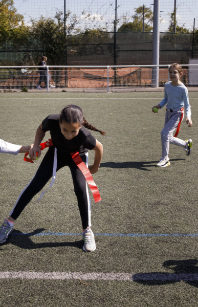 Elèves en séance d'éducation physique